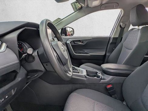 Certified 2020 Toyota RAV4 XLE image 15