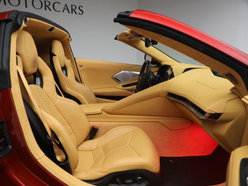 Used 2022 Chevrolet Corvette Stingray Premium Cpe w/ Z51 Performance Package image 18