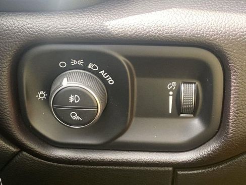 Used 2023 RAM 2500 Big Horn w/ Level 1 Equipment Group image 17