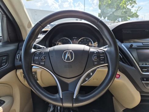 Used 2020 Acura MDX w/ Technology Package AWD/4WD image 16