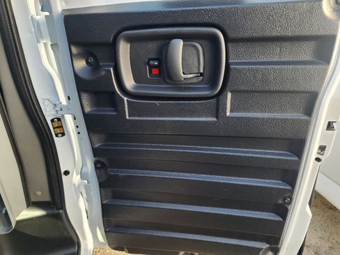 New 2025 Chevrolet Express 2500 w/ Driver Convenience Package image 17