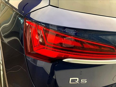 Certified 2023 Audi Q5 2.0T Premium w/ Convenience Package image 28