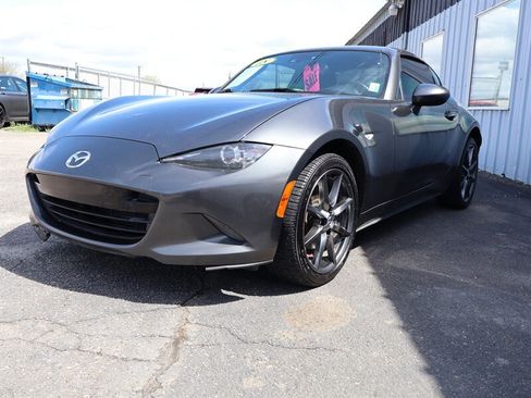 Used 2018 MAZDA MX-5 Miata RF Grand Touring RWD image 9