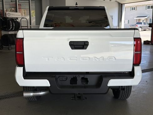 New 2025 Toyota Tacoma SR5 RWD image 9