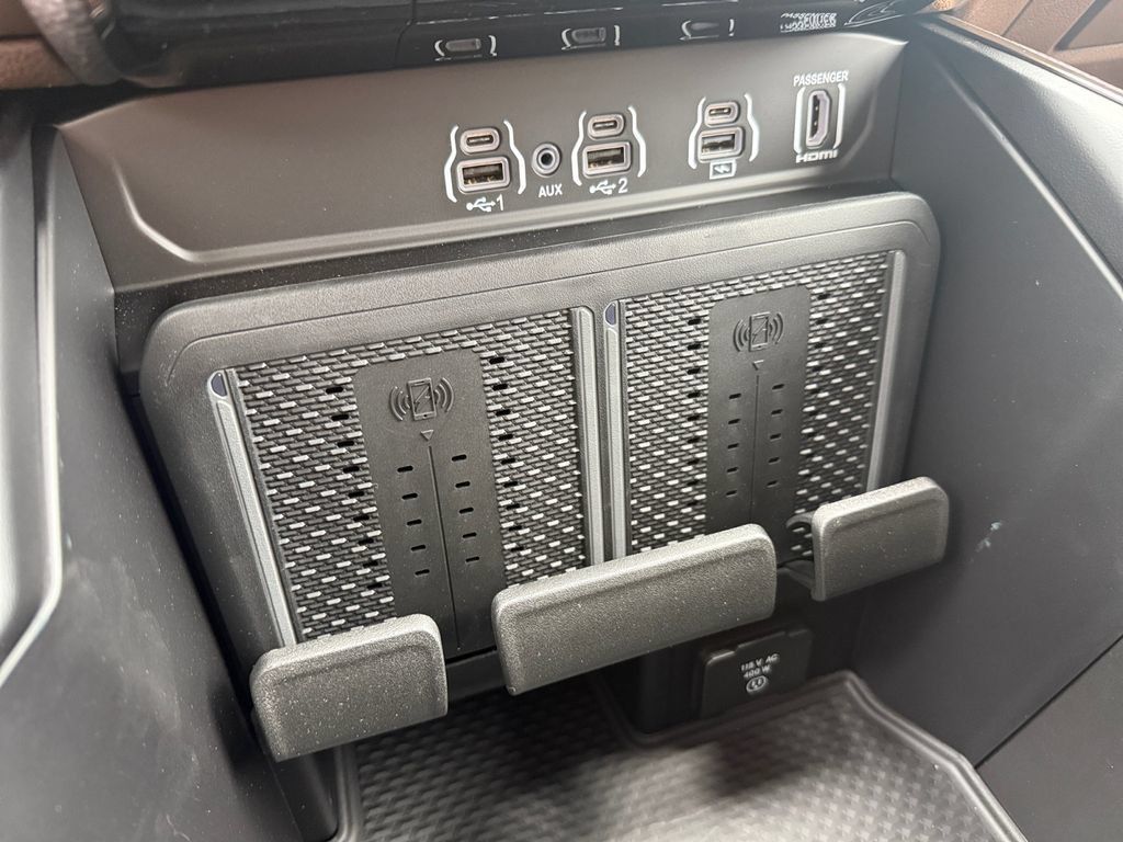 New 2027 RAM 3500 Limited AWD/4WD image 27