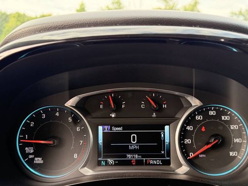Used 2019 Chevrolet Traverse Premier w/ Redline Edition AWD/4WD image 16