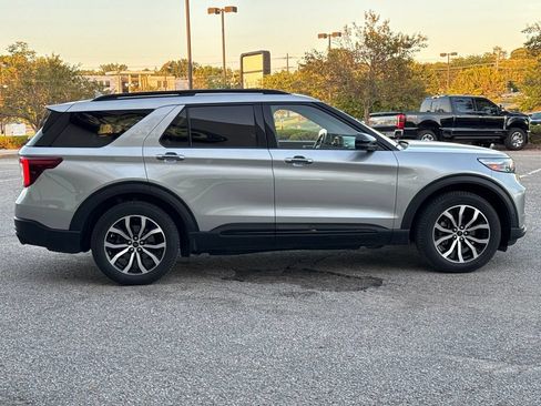 Used 2020 Ford Explorer ST w/ Premium Technology Package AWD/4WD image 18