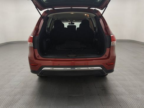 Used 2016 Nissan Pathfinder SV AWD/4WD image 29