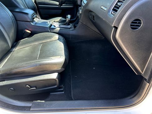 Used 2021 Dodge Charger SXT w/ Leather Interior Group image 17