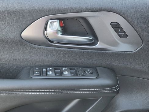 New 2026 Chrysler Pacifica Select image 14
