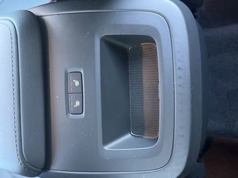 Certified 2025 Volvo XC60 B5 Plus image 20