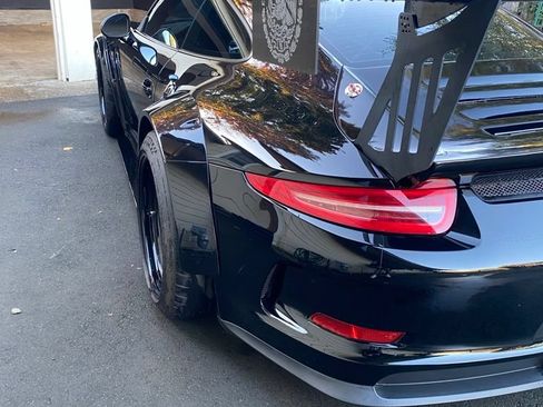 Used 2015 Porsche 911 GT3 RWD image 22