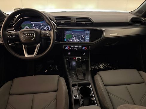 Used 2020 Audi Q3 2.0T Premium Plus AWD/4WD image 17
