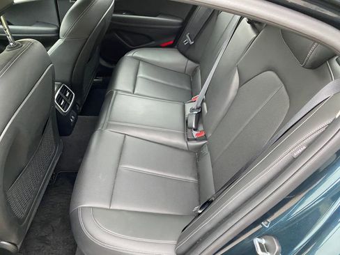 Used 2025 Genesis G70 2.5T AWD/4WD image 14