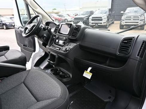 New 2026 RAM ProMaster 3500 w/ Cold Weather Group image 32