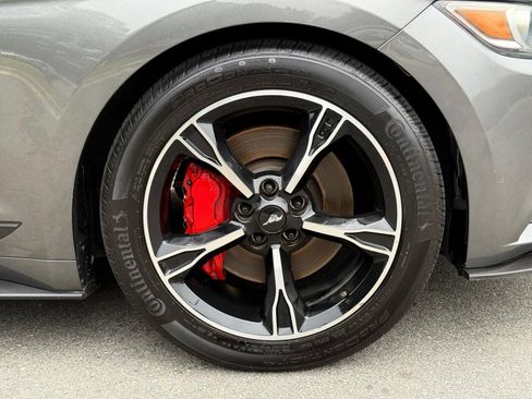 Used 2017 Ford Mustang GT Premium w/ Equipment Group 401A RWD image 14