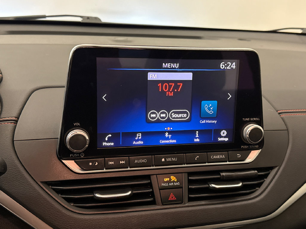 Used 2022 Nissan Altima 2.5 SR w/ Midnight Edition Package FWD image 22