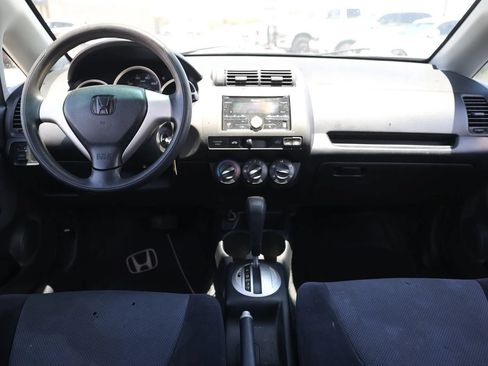 Used 2008 Honda Fit image 2