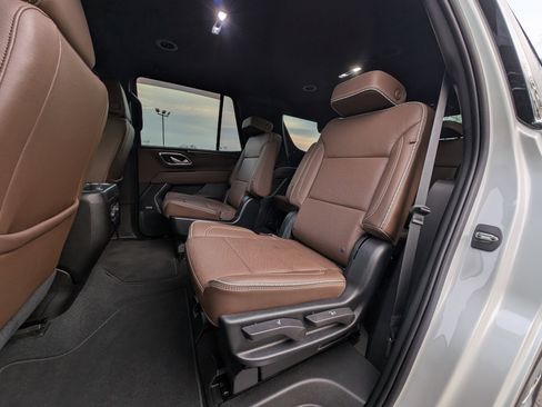 Used 2022 Chevrolet Tahoe High Country image 18