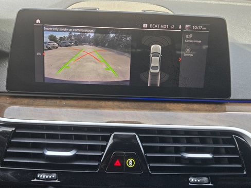 Used 2020 BMW 530i w/ Convenience Package RWD image 17