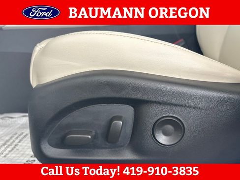 Used 2023 Cadillac CT4 Luxury w/ Cold Weather Package AWD/4WD image 10