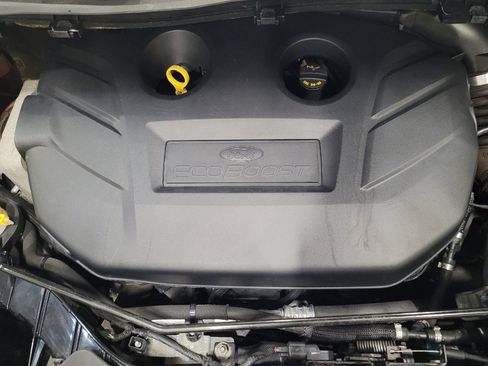 Used 2017 Ford Escape SE w/ Equipment Group 201A AWD/4WD image 30