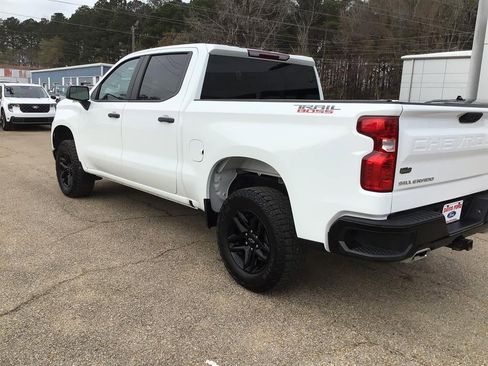 Used 2023 Chevrolet Silverado 1500 Custom Trail Boss image 12