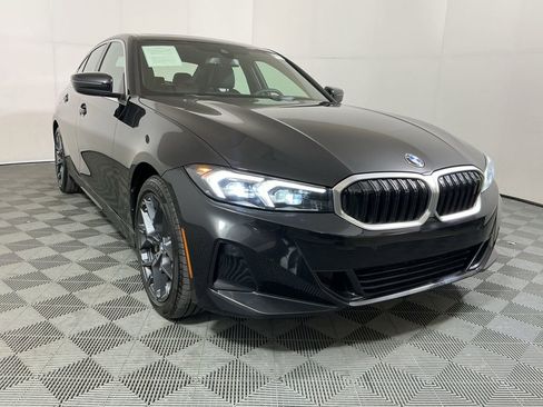 Certified 2025 BMW 330i xDrive Sedan w/ M Sport Package AWD/4WD image 4