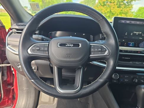 Used 2022 Jeep Compass High Altitude AWD/4WD image 16