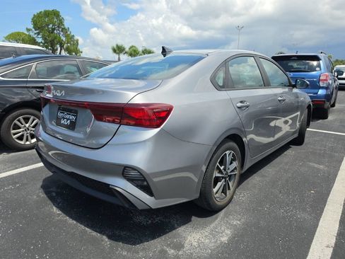 Used 2024 Kia Forte LXS FWD image 14
