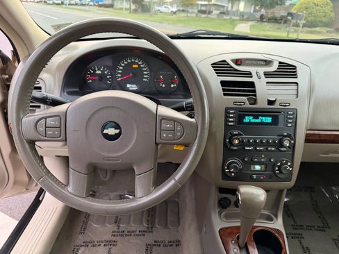 Used 2005 Chevrolet Malibu LT w/ Preferred Equipment Group image 23