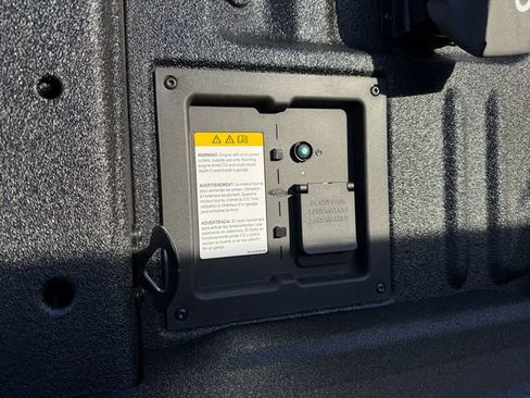 New 2025 Ford F150 Lariat w/ Equipment Group 502A High image 21