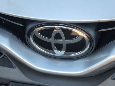 Used 2024 Toyota Camry SE image 27