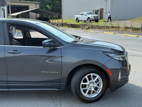 Used 2022 Chevrolet Equinox LT FWD image 10