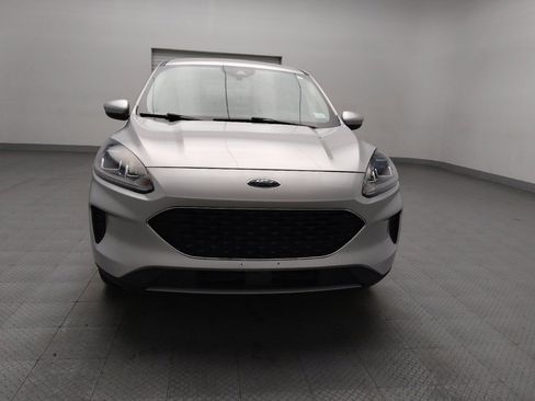 Used 2020 Ford Escape SE image 14