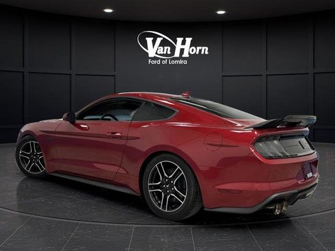 Used 2020 Ford Mustang GT image 3