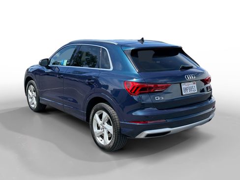 Used 2019 Audi Q3 2.0T Premium w/ Convenience Package image 3