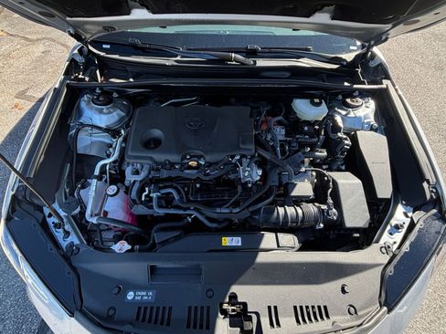 Used 2025 Toyota Camry LE image 36