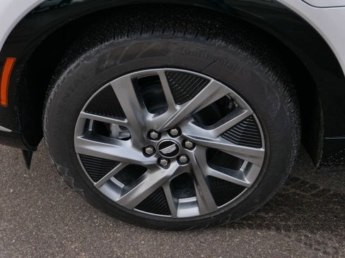 Certified 2025 Cadillac Optiq Luxury 2 w/ LPO, Floor Liner Package image 15