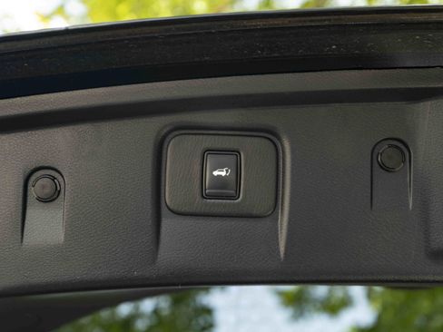 Used 2019 Nissan Murano SV AWD/4WD image 41