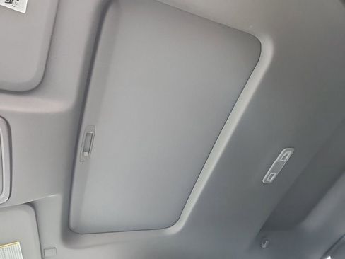 New 2025 GMC Sierra 2500 SLT w/ SLT Premium Package image 18