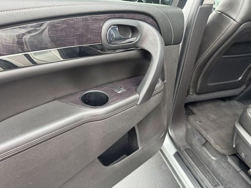Used 2016 Buick Enclave Leather image 21