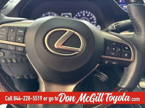 Used 2017 Lexus ES 350 w/ Luxury Package image 20