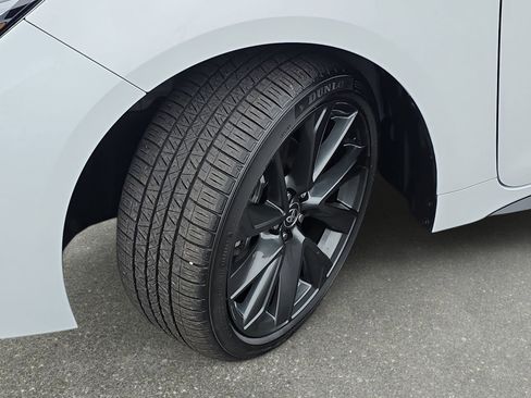 Used 2025 Toyota Corolla XSE image 31