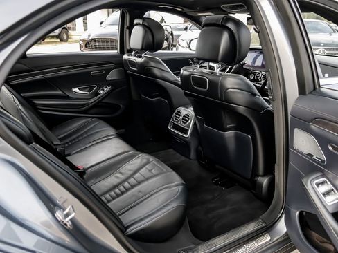 Used 2019 Mercedes-Benz S 560 4MATIC Sedan image 52