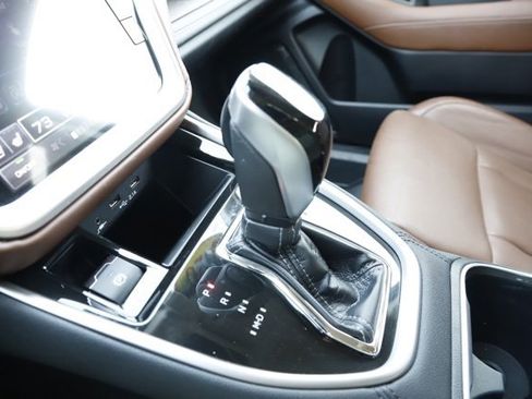 Used 2020 Subaru Outback Touring XT image 31