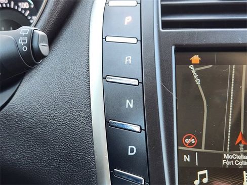 Used 2019 Lincoln MKC Reserve image 18