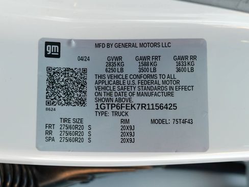 Used 2024 GMC Canyon Denali AWD/4WD image 60