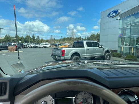 Used 2009 Ford F350 4x4 Crew Cab Super Duty image 13