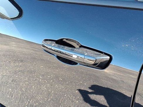 New 2026 Chevrolet Traverse RS w/ LPO, Floor Liner Package image 15